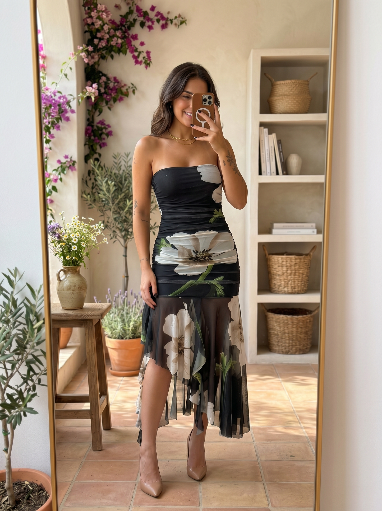 Babylon | Vestido negro con estampado floral