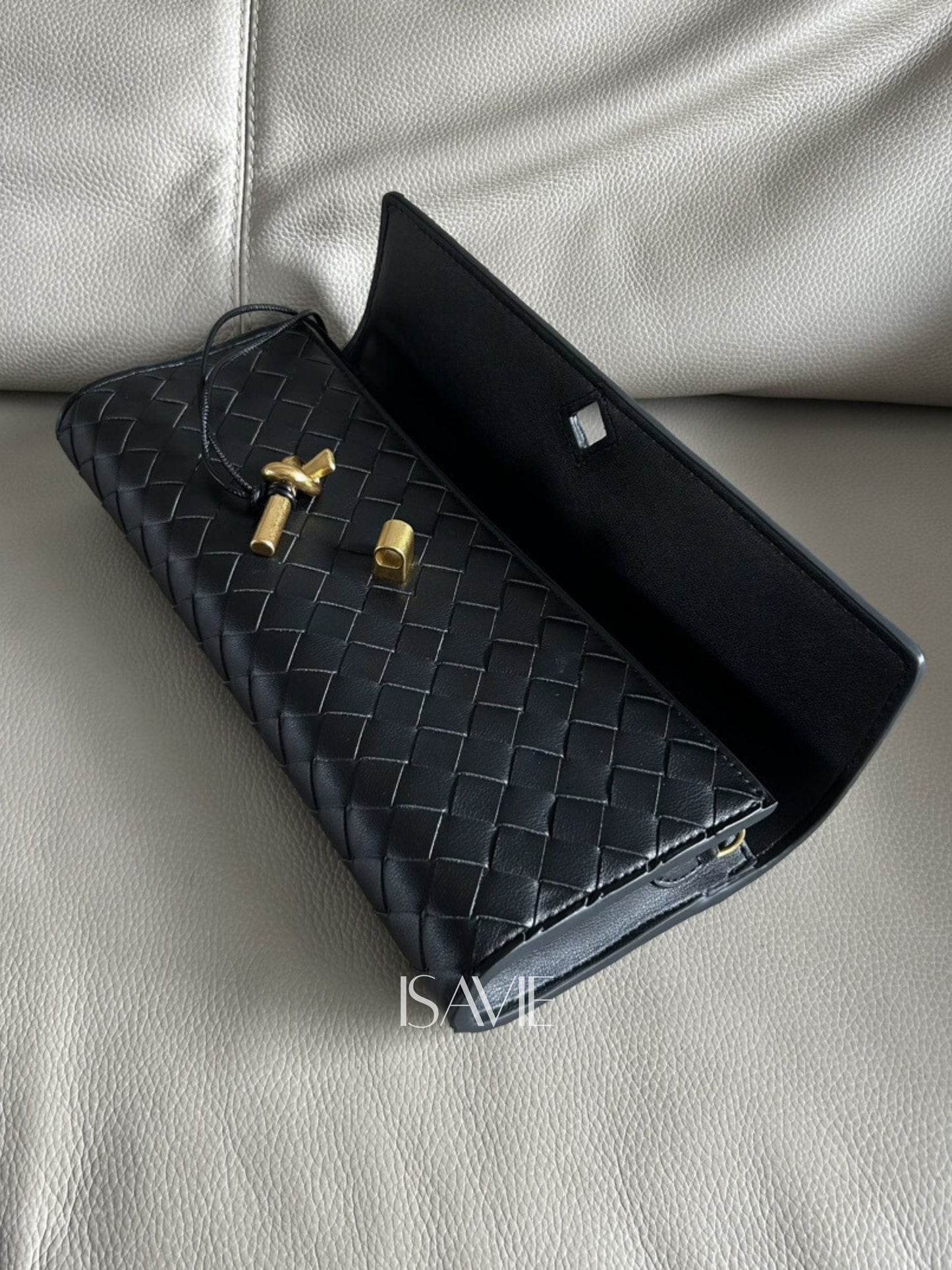 Sara Woven Clutch