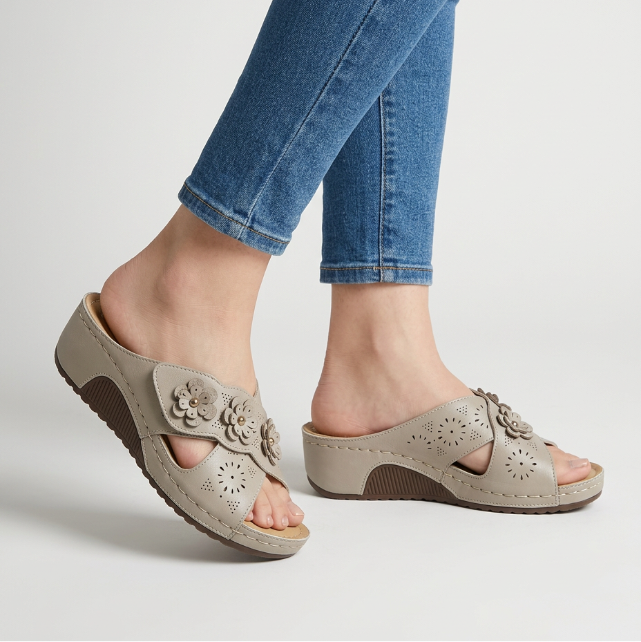 Babylon | Zapatilla abierta con flores
