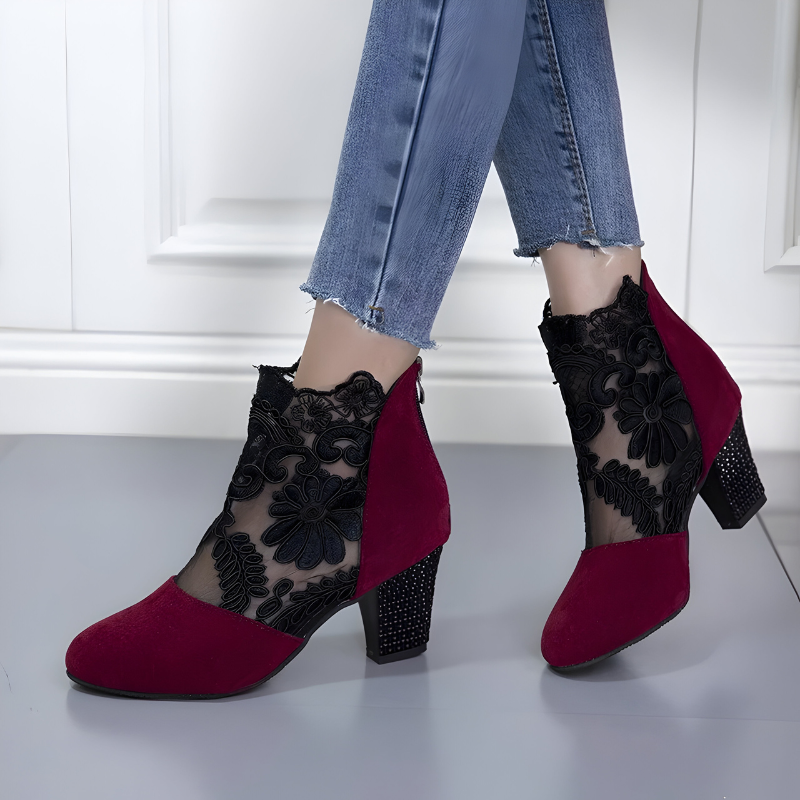 Babylon | Elegantes zapatos de tacón alto con encaje