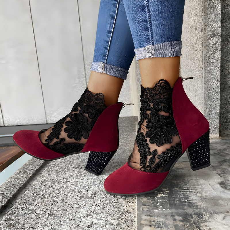 Babylon | Elegantes zapatos de tacón alto con encaje