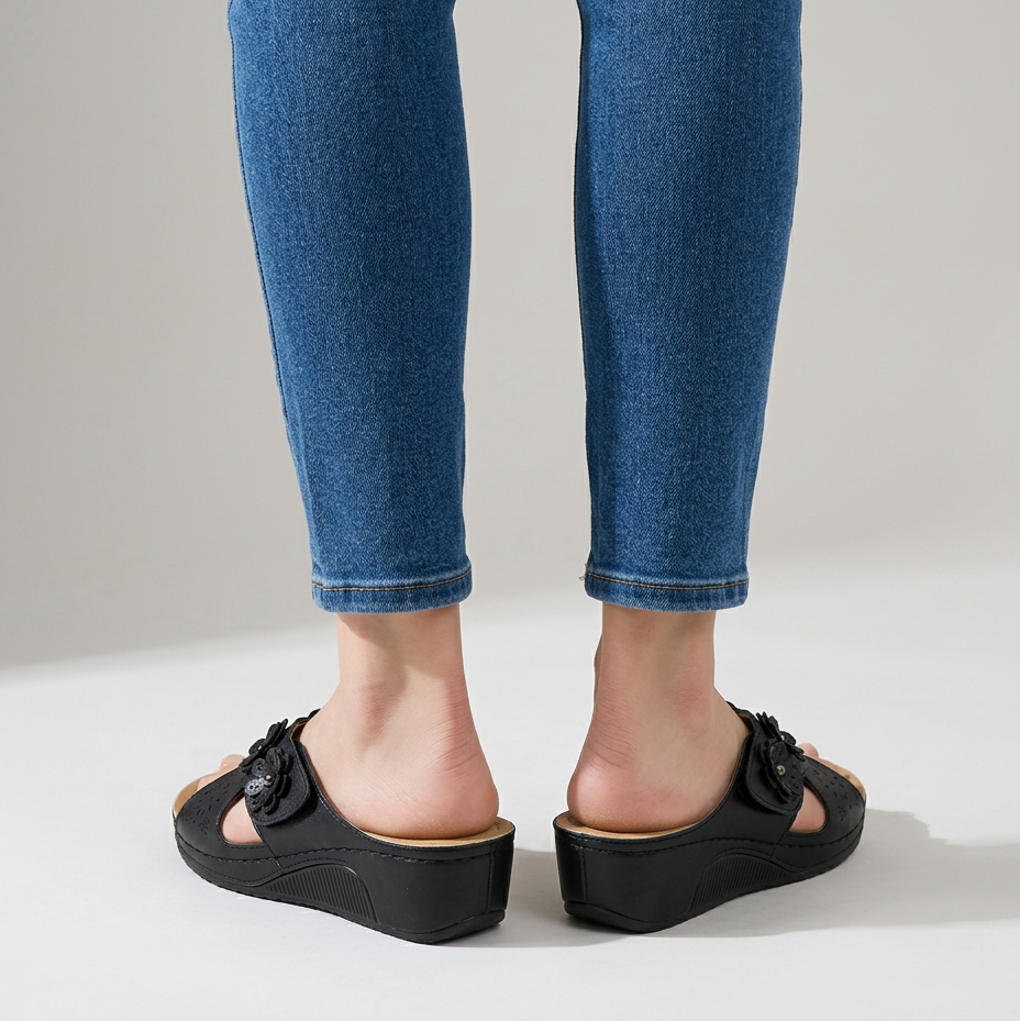 Babylon | Zapatilla abierta con flores