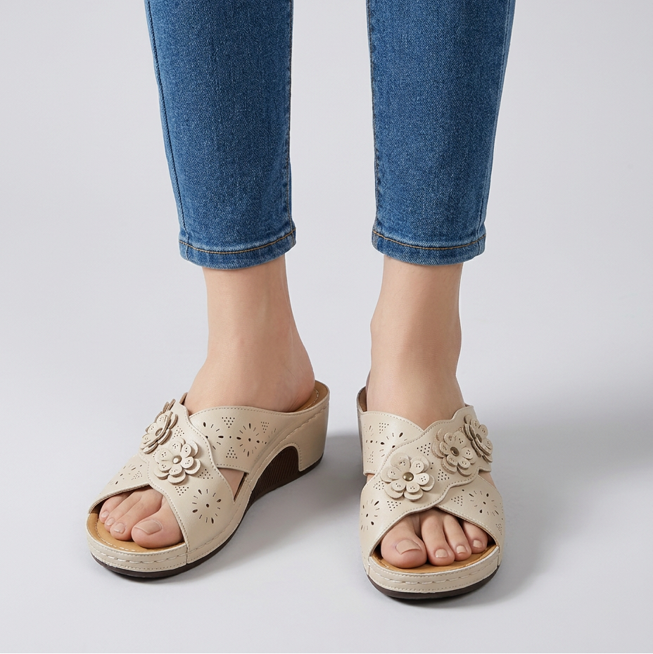 Babylon | Zapatilla abierta con flores