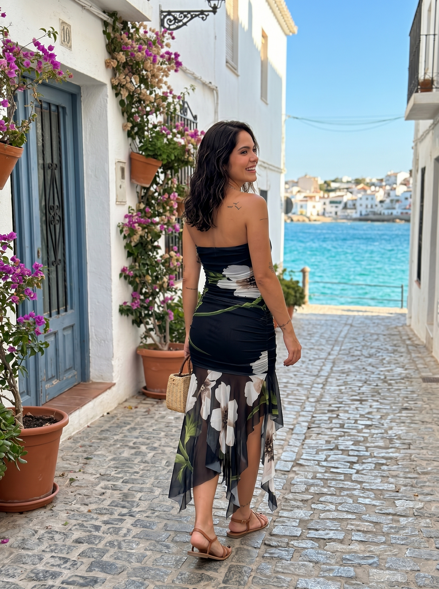 Babylon | Vestido negro con estampado floral