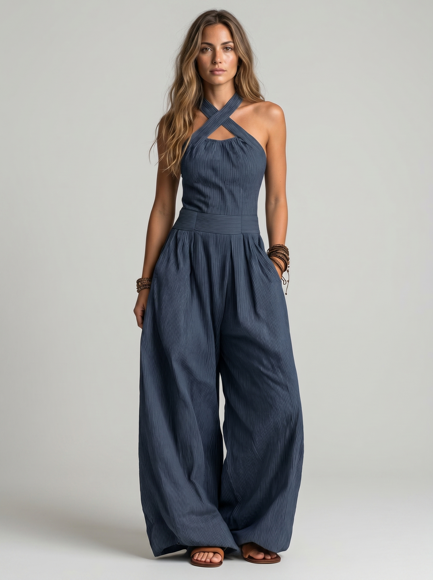 Babylon | Mono elegante con escote cruzado