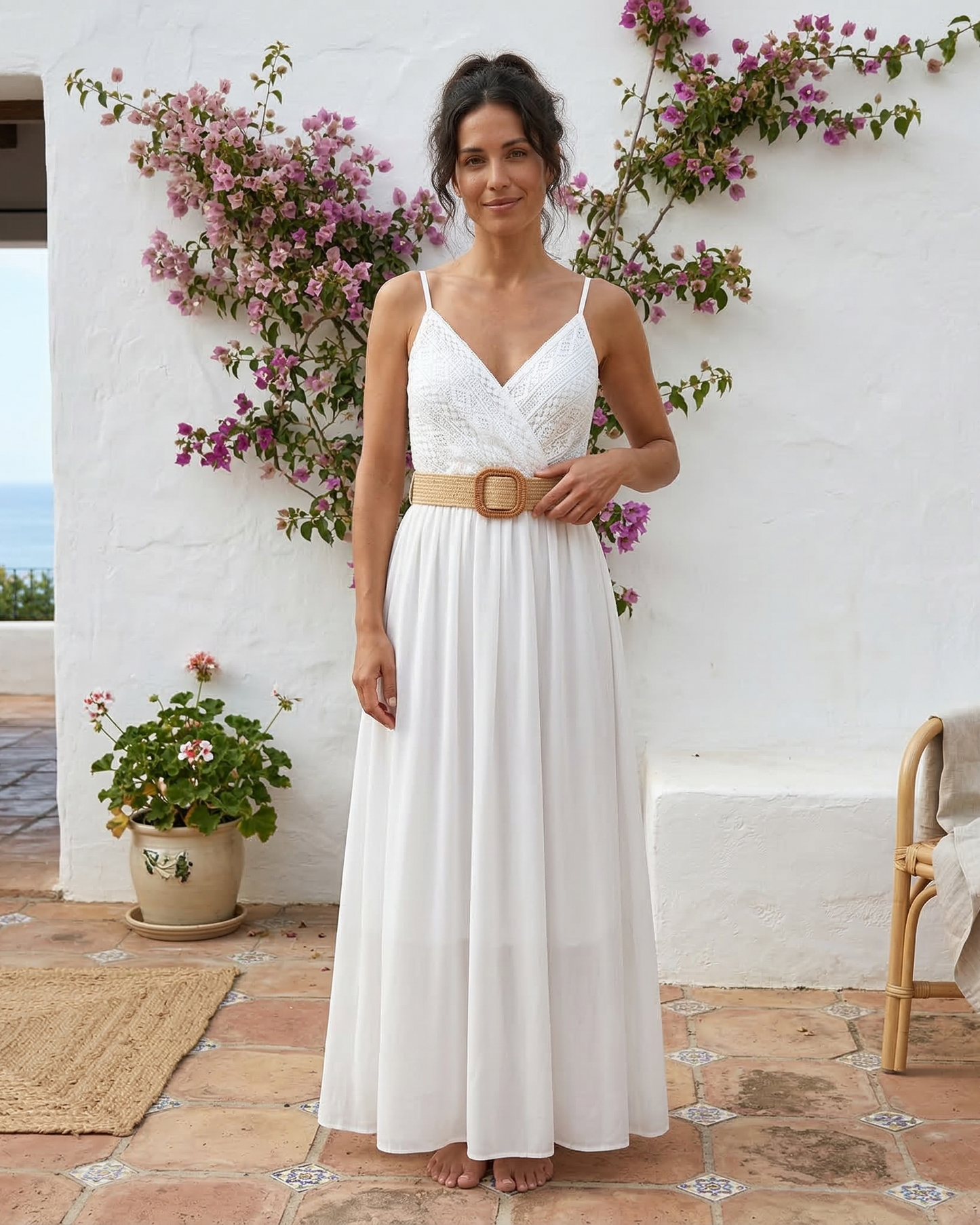 Babylon | Vestido largo liso con pecho de encaje